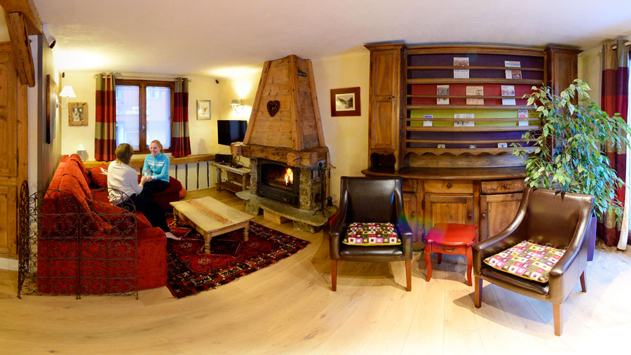 The living room with its fireplace